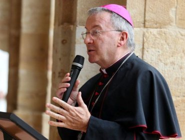 Vaticano cancela inmunidad diplomática de su nuncio en Francia tras acusaciones de abuso sexual