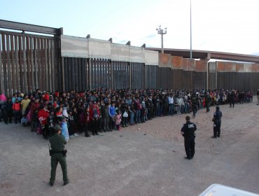 Bachelet "conmocionada" con las condiciones en que se detiene a migrantes en Estados Unidos