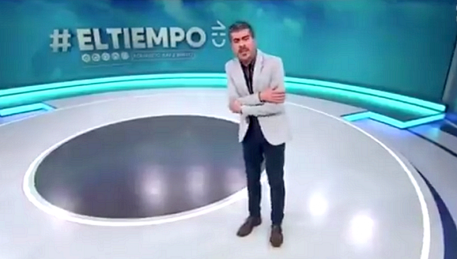 "Ay, mi codo": Meteorólogo de CHV 'subió al columpio' a Catalina Pulido