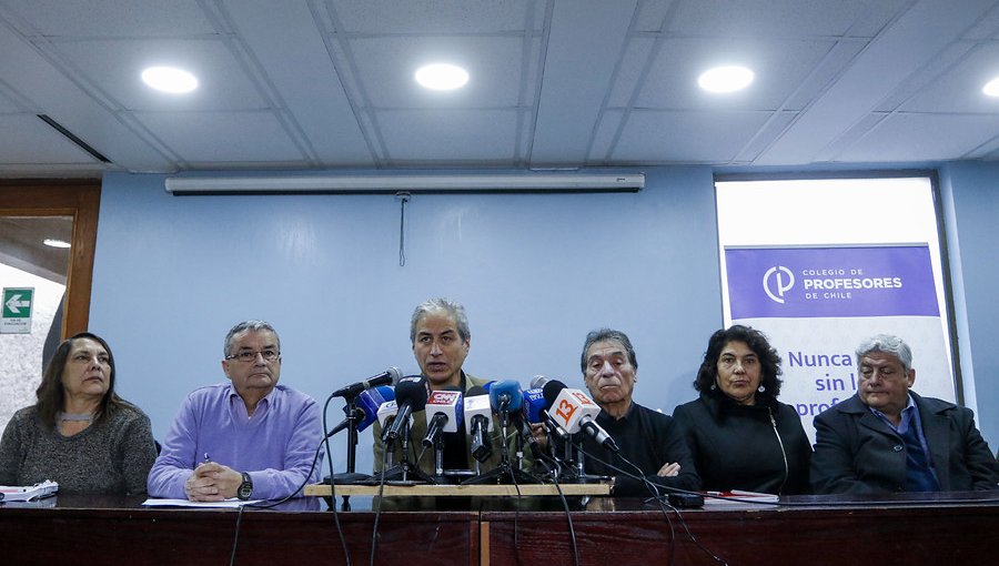 Profesores darán en la tarde respuesta a la nueva propuesta del Gobierno
