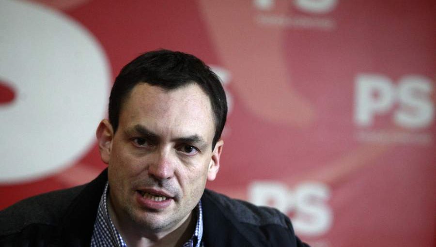 Tras 34 años de militancia, Pablo Velozo renunciará al Partido Socialista