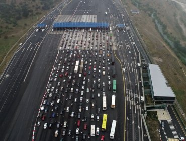 Autoridades hacen un positivo balance de las primeras horas de masiva salida vehicular