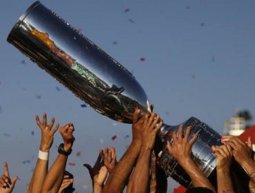 Colo Colo y la U buscan el triunfo en jornada dominical de Copa Chile