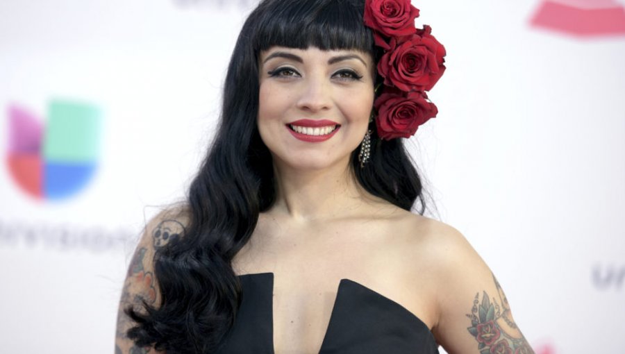 Mon Laferte recibirá importante premio por la Diversidad Cultural en España