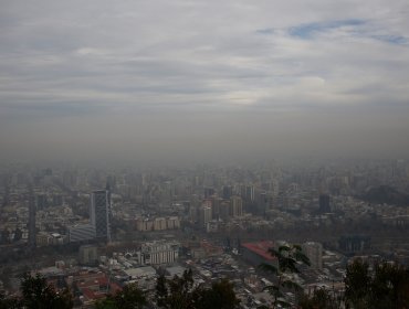 Intendencia decreta alerta ambiental para este martes en la región Metropolitana