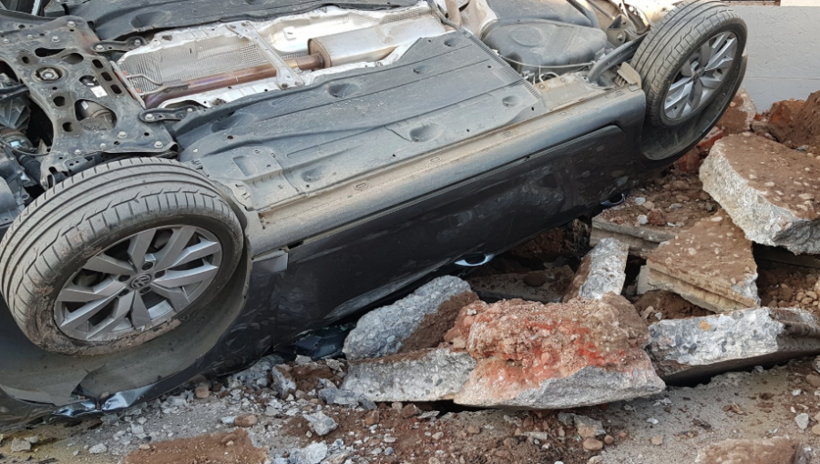 Fuerte explosión se registró este lunes en fábrica de la comuna de Macul: una persona lesionada