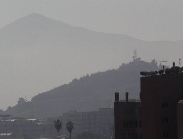 Intendencia declara preemergencia ambiental para este lunes en la región Metropolitana