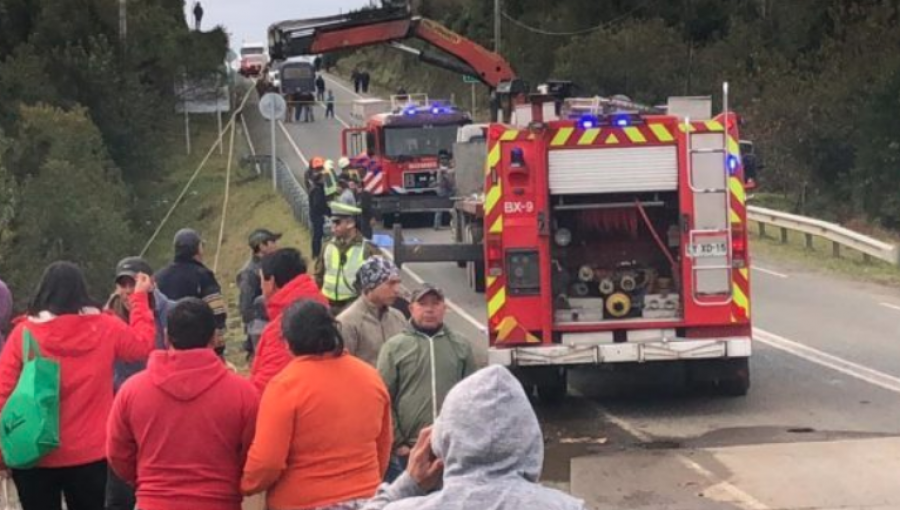 Joven mujer falleció en accidente de tránsito en ruta costera de Los Lagos