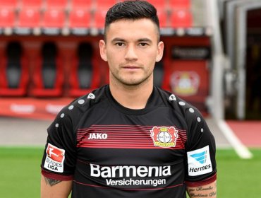 Bayer Leverkusen espera poder retener a Charles Aránguiz en sus filas