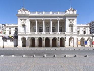 Teatro Municipal de Santiago despide a 59 trabajadores en medio de crisis financiera