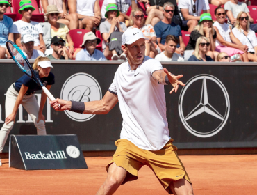 Con un juego que rozó la perfección, Jarry apabulló a Chardy en Bastad