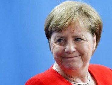 Angela Merkel da por zanjado el debate sobre su salud y reitera que "puedo hacer mi trabajo"