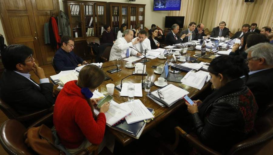 Gobierno espera aprobar reforma previsional en octubre y aumentar las pensiones en enero