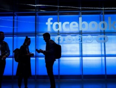 Multan a Facebook con US$ 100 millones por informar a inversores de forma engañosa