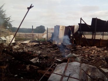 Una casa y bodega resultaron destruidas tras nuevo ataque incendiario en Cañete