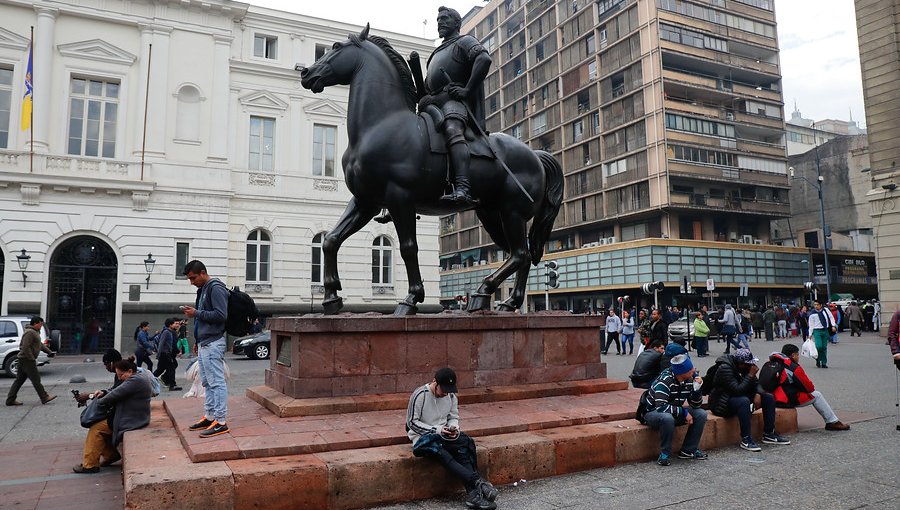 Desempleo en el Gran Santiago sigue al alza: Tasa subió de un 7,6% en marzo a un 8,4% en junio