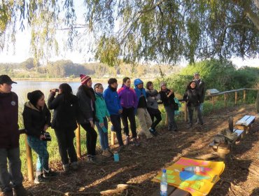 El Tabo: Voluntarios de Chile, México, Colombia y Perú mejoran infraestructura de la laguna El Peral