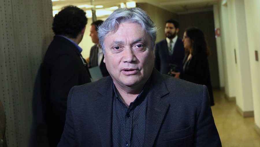 Gobierno pide quitar presidencia de comisión de Derechos Humanos a senador Navarro