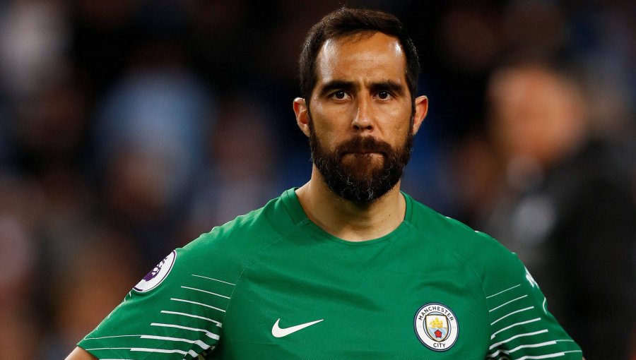 Claudio Bravo recordó la gravedad de su lesión: "Pase tres meses casi sin moverme"