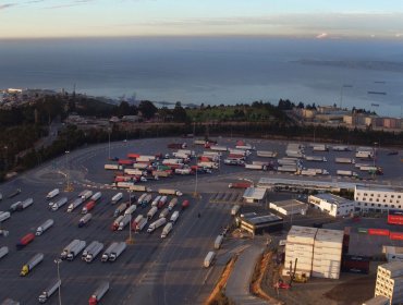 Vuelve la guerra por los aforos al Puerto de Valparaíso: Aduaneros y portuarios enfrentados una vez más