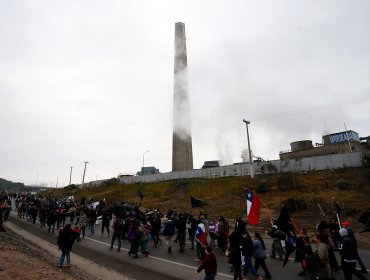 Emplazan al Intendente, Salud y Medio Ambiente a "responder ante falta de previsión" por episodio contaminante en Quintero