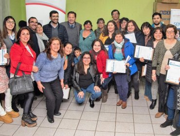 35 vecinos de Quintero fueron certificados por aprobar cursos dictados por ENAP