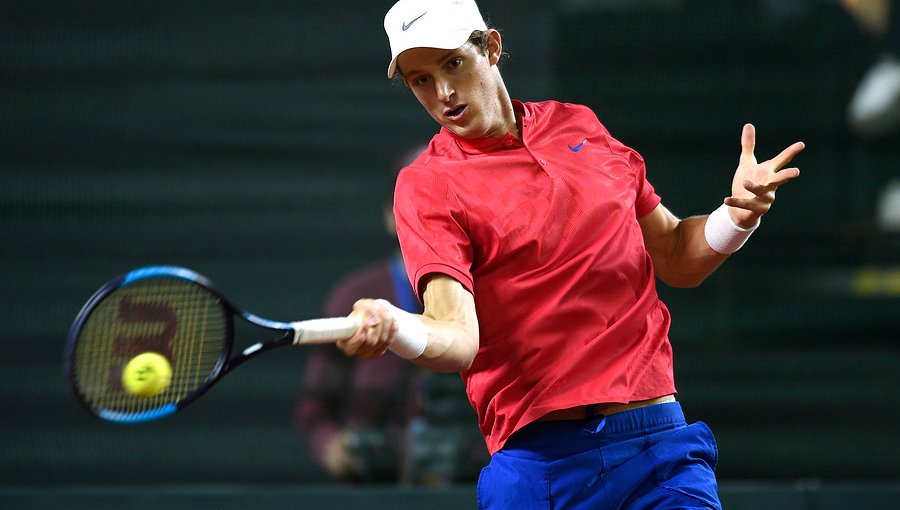 Nicolás Jarry debutó con triunfo en Panamericanos y avanzó a octavos