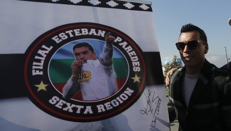 Esteban Paredes celebró su cumpleaños 39 en el estadio Monumental