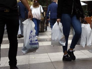 Comercio minorista cierra el peor primer semestre en 10 años con caída en las ventas del 0,9%