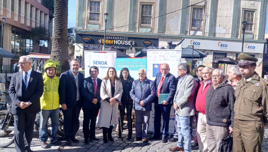 Autoridades firman compromiso por la prevención de accidentes de tránsito en la región de Valparaíso