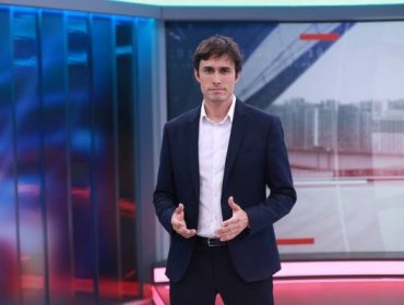 Roberto Cox acompañará a Macarena Pizarro en el noticiario central de Chilevisión