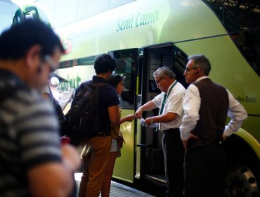 Viñamarina vivió viaje de terror a bordo de un bus: pasajero la insultó, agredió y amenazó con cuchillo