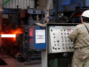 Industriales metalúrgicos emplazan al Gobierno por Imacec: "El crecimiento debe ir por la productividad"