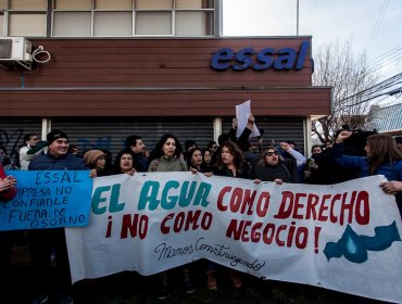 Senadores piden a Contraloría investigar a la SISS por fiscalización a Essal