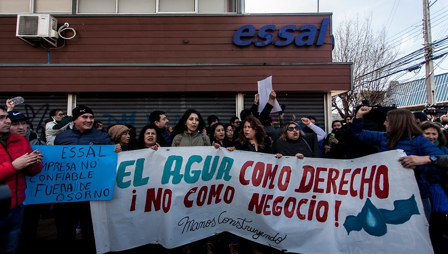 Senadores piden a Contraloría investigar a la SISS por fiscalización a Essal