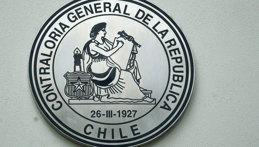 Contraloría confirmó destitución de funcionario que vendía licencias en Lo Espejo