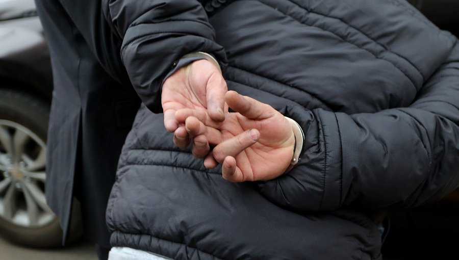 Hombre que se parapetó y disparó contra carabineros en Viña del Mar quedó en prisión preventiva