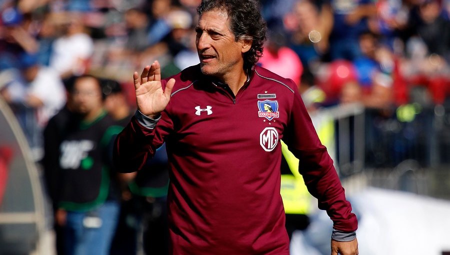 Mario Salas confirma que buscan un refuerzo para el mediocampo