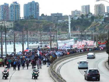 Pescadores anuncian masiva marcha en Valparaíso para impedir que posterguen la Ley de la Jibia