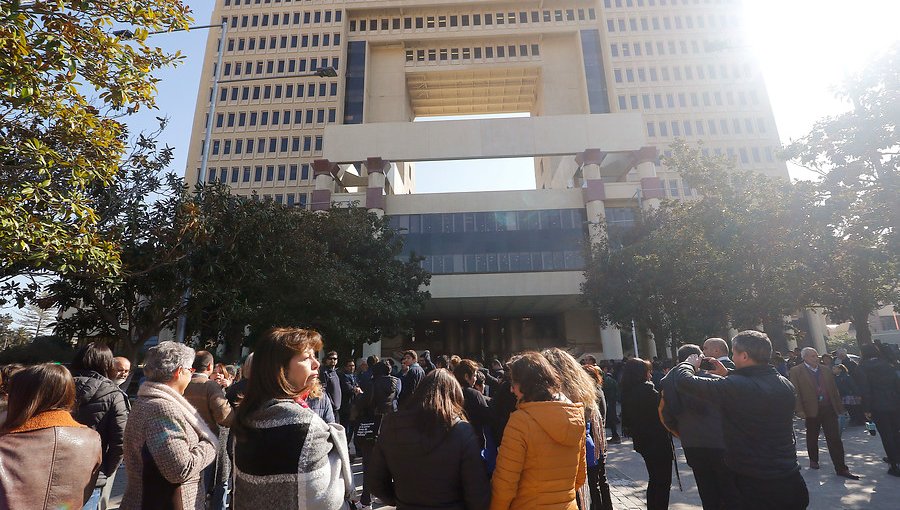 Realizan simulacro de evacuación por hallazgo de objeto sospechoso en el Congreso