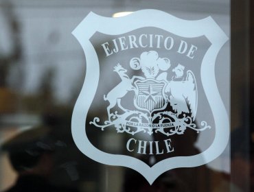 Ejército habría intervenido teléfonos de 4 militares que denunciaron corrupción