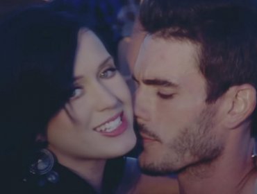 Katy Perry fue acusada de agresión sexual por modelo con quien protagonizó un video