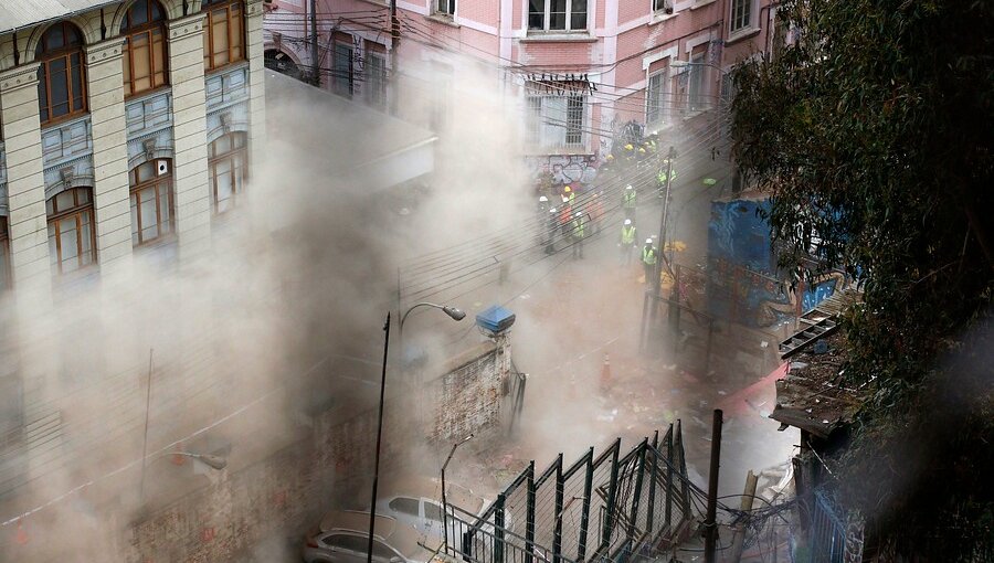 Se registra nuevo derrumbe en zona de emergencia de Valparaíso: no hubo personas lesionadas