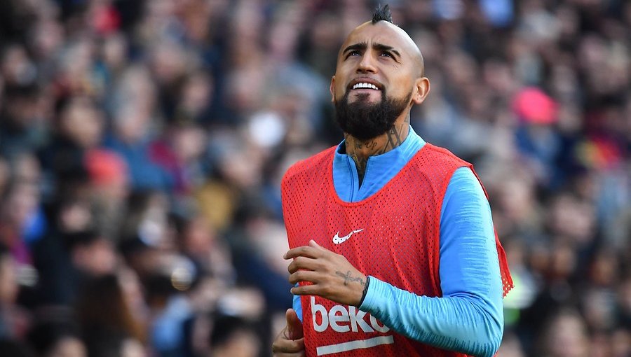 Futuro profesional de Arturo Vidal estaría más cerca de Milán que de Barcelona