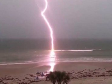 Tres niños y dos adultos murieron en playa de Cuba por la caída de rayos