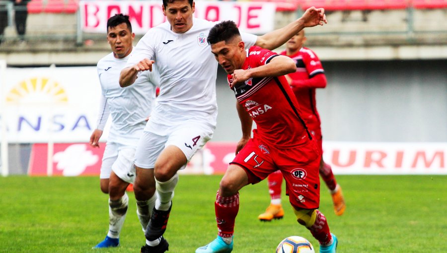 La Serena derribó a Ñublense, es líder en la B y le mete presión a Cobreloa