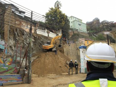 Jorge Sharp: "El problema de Valparaíso no pasa por demoler viviendas, sino por reconstruir una ciudad golpeada por el abandono"