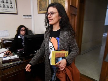 Cadem: Aprobación de Camila Vallejo subió 11 puntos a raíz del proyecto "40 horas"