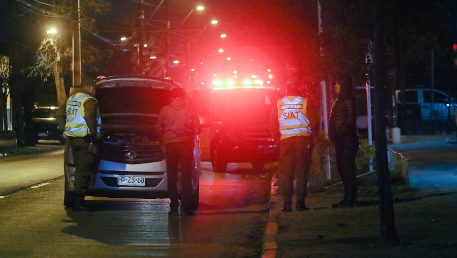 Ocho lesionados dejó volcamiento de minibús en Camino Internacional de Viña del Mar