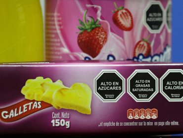 Experto en obesidad destacó Ley de Etiquetado de Alimentos aplicada en el país